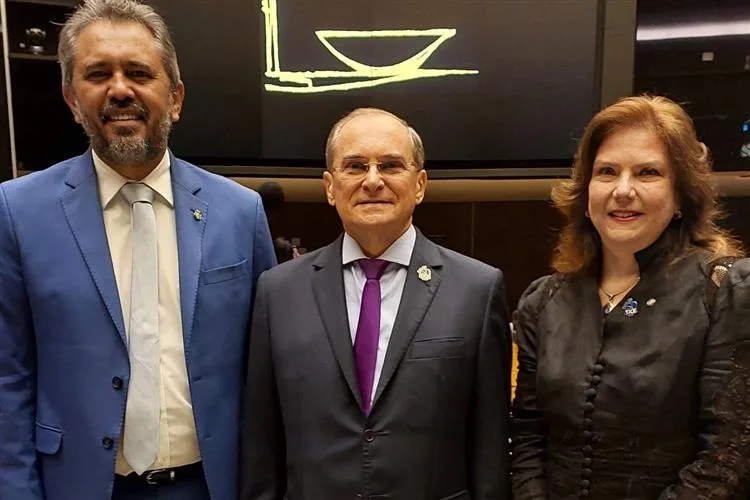 Tribunal de Justiça do Ceará é homenageado em solenidade na Câmara dos Deputados