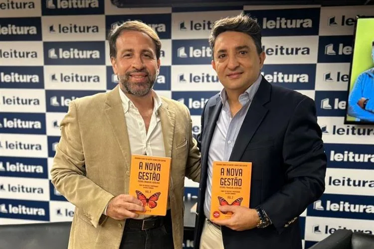 Eduardo Gomes de Matos e Gomes dos Santos lançam livro “A Nova Gestão: Trabalho, Futuro, Escolhas”
