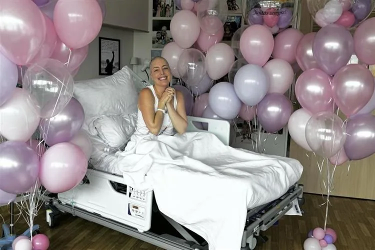 Fabiana Justus comemora sucesso do transplante de medula