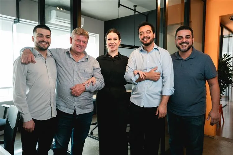 Fundada por Tatiane Moreira, Positivo Nacional é reconhecida como a melhor empresa limpa nome do Paí