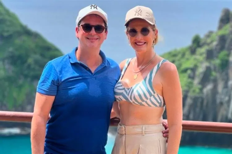 Maria Luiza Miranda comemora a nova idade em viagem a Fernando de Noronha