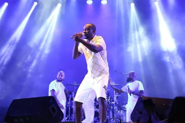 Thiaguinho anuncia show da turnê “Sorte” em Fortaleza; confira detalhes