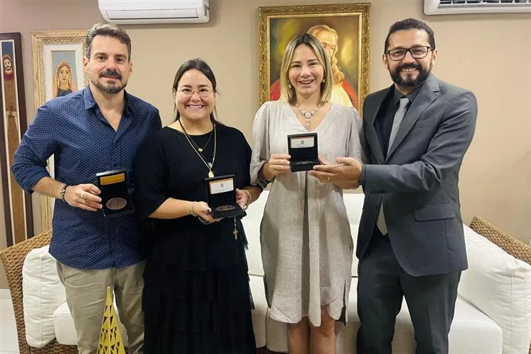 Tribunal de Justiça do Ceará homenageia sócios-proprietários do Grupo Cidade