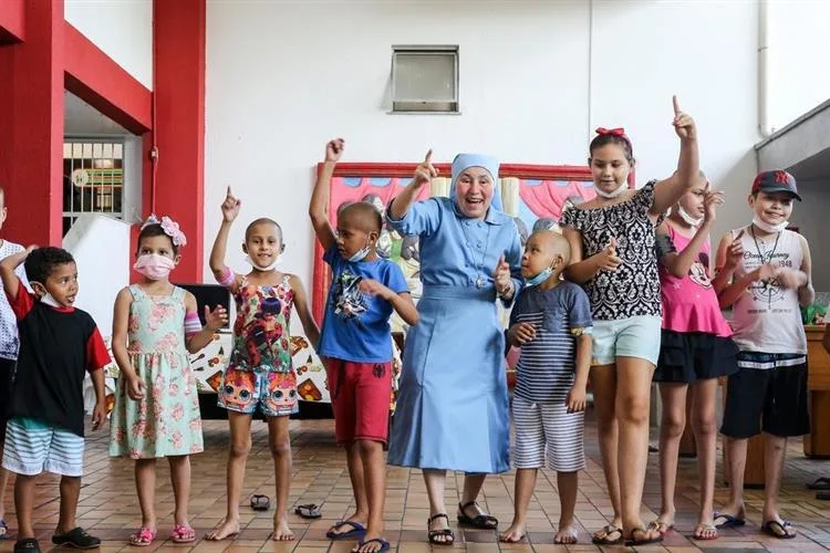 Lar Amigos de Jesus promove “Bazar da Mamãe” para ajudar crianças e adolescentes com câncer