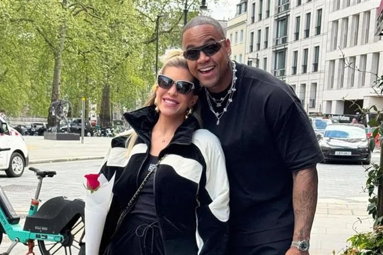 Lore Improta e Léo Santana se encantam por Londres