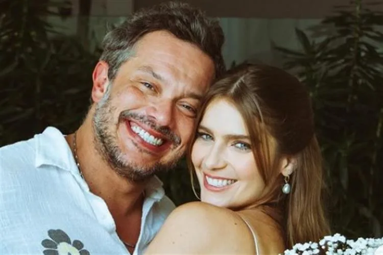 Vestido de Isabella Santoni em casamento com Henrique Blecher causa frisson
