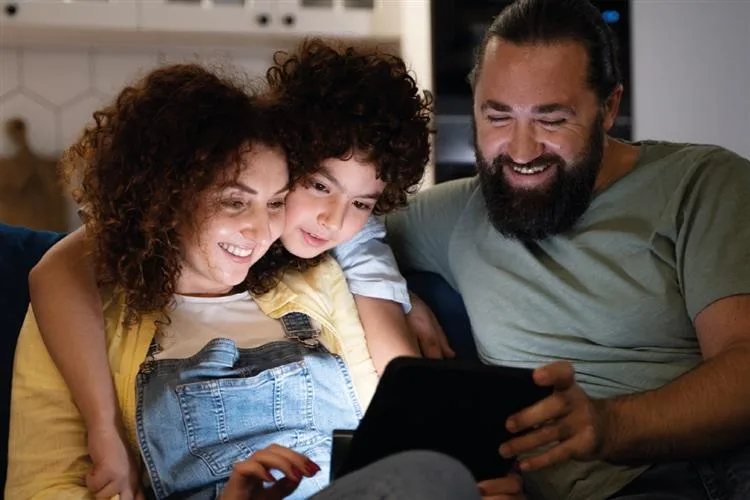 Entretenimento em Movimento: Desfrutando da TV em Qualquer Lugar