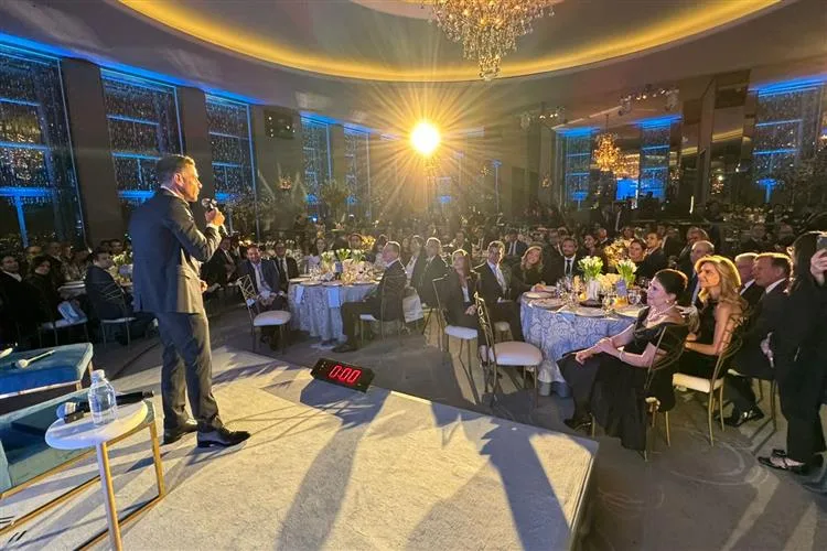 Em primeiro dia em NYC, Alexandre Birman e empresários lançam fundo do Rio Grande do Sul