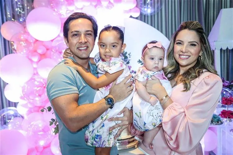 Lina Ponte comemora o último dos 30 em plenitude de alegrias