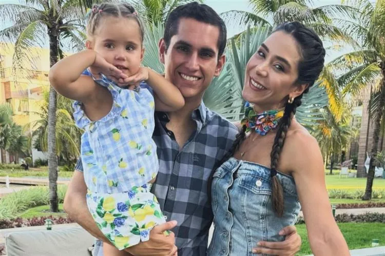 Livia Feitosa Aguiar comemora aniversário em clima de São João