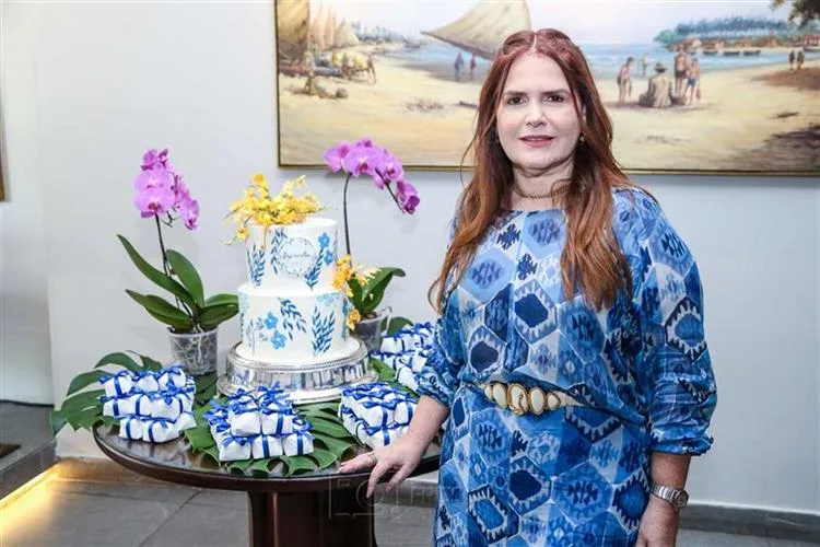 Vaneska Bezerra recebe os parabéns em animado B-Day