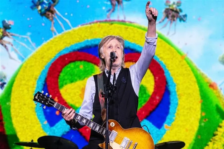 Paul McCartney anuncia novos shows no Brasil. Saiba quando e onde