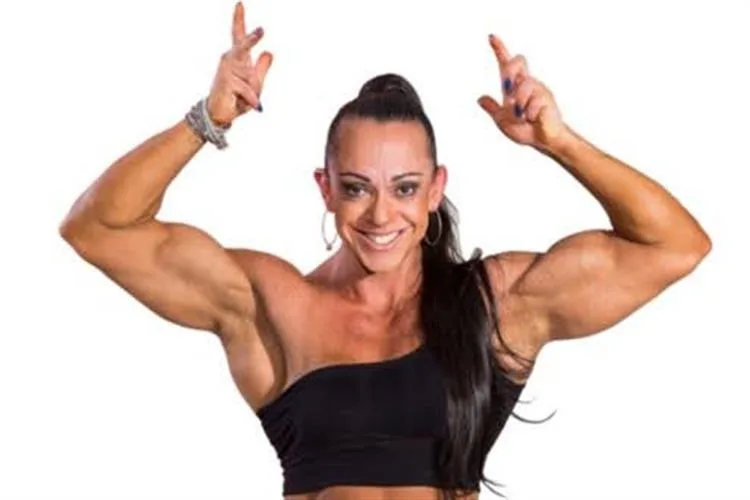 Suplementos para emagrecimento e saúde desenvolvidos pela nutricionista e biomédica Larissa Cunha