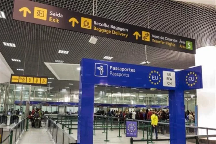 Fim do processo de manifestação de interesse para imigrantes em Portugal gera controvérsia