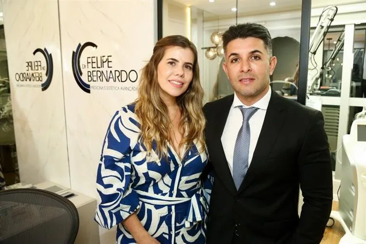 Felipe Bernardo reúne a high médica para apresentar Virtue RF