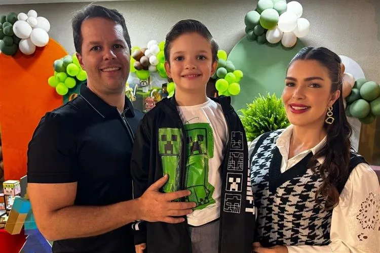Carolina Freund e Damião Tenório comemoram os cinco anos do filho Alberto em Pernambuco