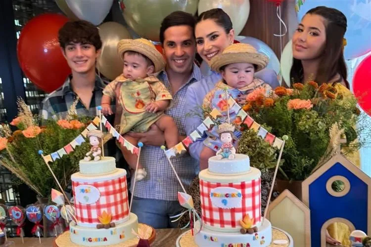 Nicole Pinheiro e Netinho Bayde armam arraiá para celebrar mesversário dos gêmeos, Francisco e José