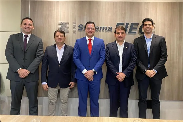 Eduardo Jereissati assume presidência da Junta Comercial do Ceará em solenidade realizada na FIEC