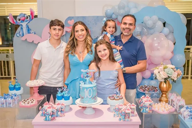 Isa Xavier e Fernando Guanabara celebram os 10 anos da filha Maria Fernanda
