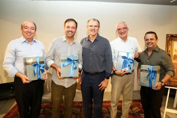 Jantar Amis & Vins & Arte lapida inesquecível encontro em Fortaleza