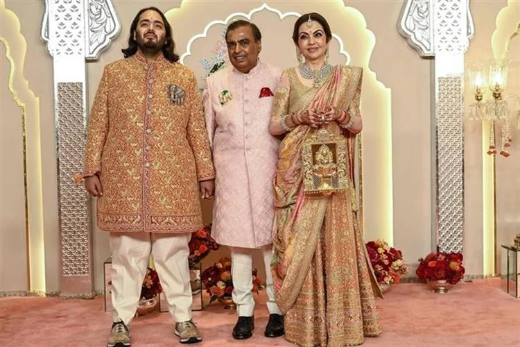 Mukesh Ambani Celebra o Luxuoso Casamento de Seu Filho Mais Novo em Mumbai