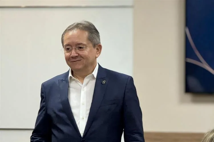 Presidente do Instituto Empresariar aborda desafios na sucessão das construtoras durante palestra
