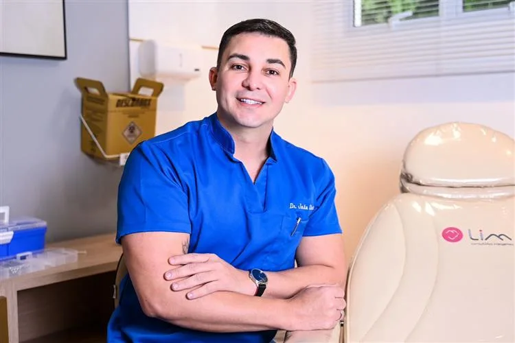Dr. João Oliveira: Excelência em Harmonização Facial