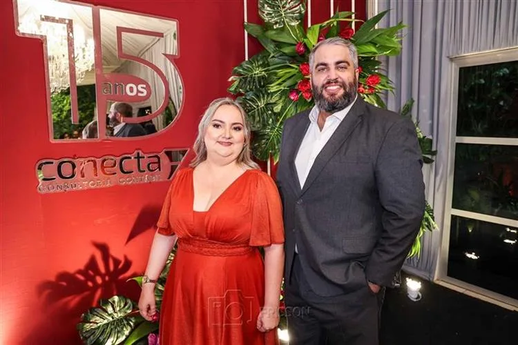 Conecta Contábil comemora 15 anos de sucesso em prestigiado evento