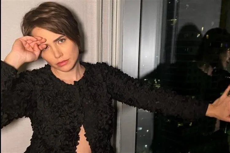 “É muito difícil separar”, desabafa Letícia Colin após divórcio