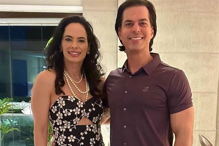 Luciana Fiúza celebra nova idade e oficializa noivado com Victor Vidal