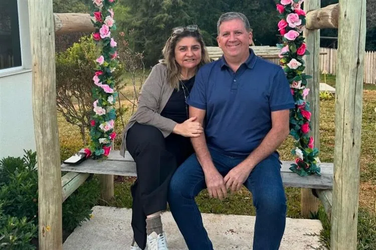 Jane e Ossian Aguiar curtem dias agradáveis em Campos do Jordão