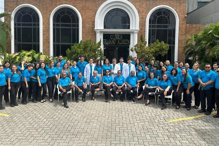 Família Trajano Almeida celebra 50 anos de história e sucesso da Clínica