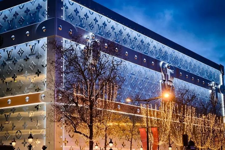 Louis Vuitton inicia construção de seu primeiro hotel em Paris