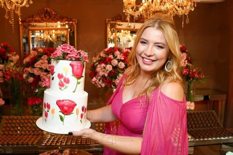Natália Varela celebra a nova idade entre familiares e amigos