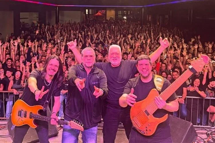 Banda Catedral apresenta show da nova turnê em Fortaleza