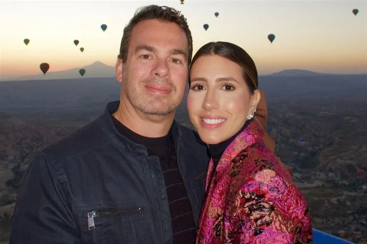 Tayra Romcy e Léo Aguiar realizam sonho em viagem para a Capadócia
