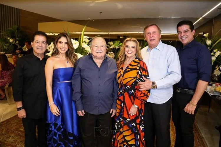 Deib Otoch recebe calorosos abraços ao celebrar as 90 primaveras