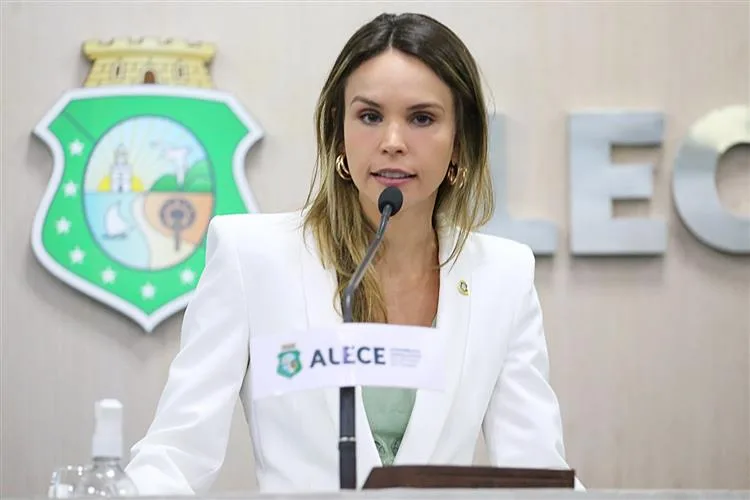 Conheça Gabriella Aguiar, eleita vice-prefeita de Fortaleza