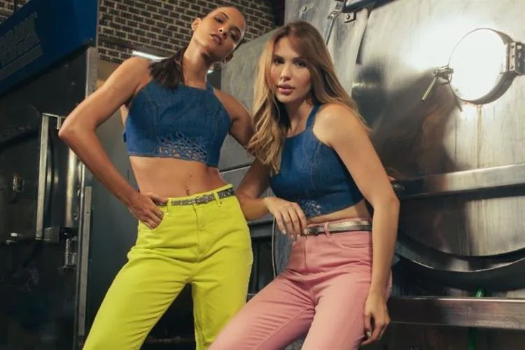 Banana Urbana se destaca com a campanha "Denim Essence"
