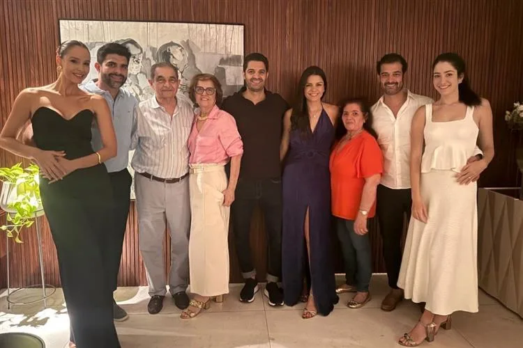 Bruno Becco brinda mais um ano de vida entre os familiares