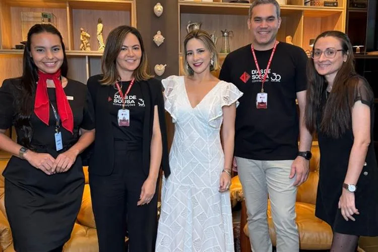 Consagrando 30 anos de excelência, Dias de Sousa causa frisson com exclusive space na CasaCor Ceará