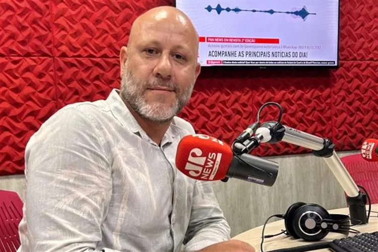 Samuel Cirnansck: conheça a trajetória de sucesso do estilista paulista que ama o Ceará