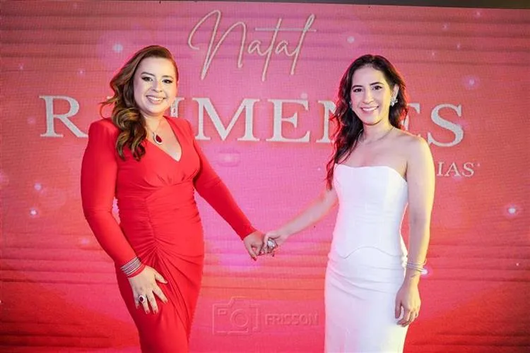 R. Ximenes recebe seletos em celebração natalina