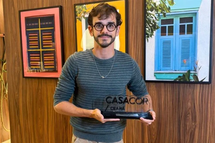 Arquiteto Gustavo Augusto vence a categoria Design do Prêmio CasaCor Ceará 2024
