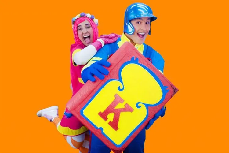 Mundo Kaboo, grande sucesso entre a garotada comemora a marca de um milhão de assinantes no YouTube