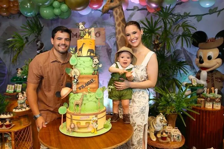 Lizandra e Fábio Barbosa festejam o primeiro aninho do filho, Matteo