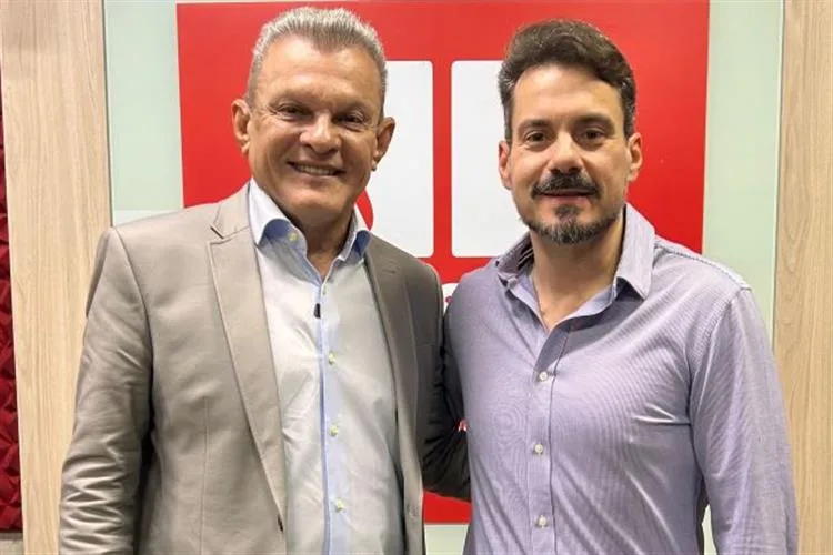 Prefeito Sarto faz balanço da sua gestão em visita ao Grupo Cidade