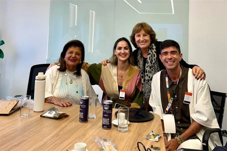 Equipe do Iprede e Annete Reeves são recebidas por Luiza Helena Trajano em São Paulo