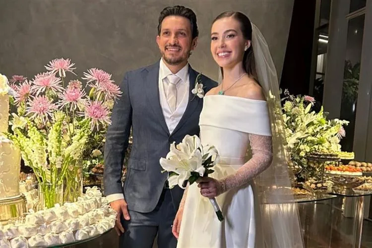 Nycole Franco e Lindemberg Marques casam em prestigiada celebração