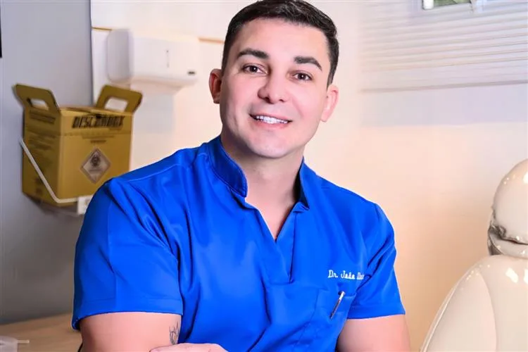 Dr. João Oliveira: Revolução na Estética com o Método Luminous Skins em Fortaleza e Rio de Janeiro